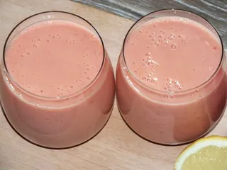 Koktajl nektarynkowo-truskawkowy - 10