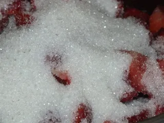 Dżem truskawkowy z aromatyczną nutką cynamonu - 6