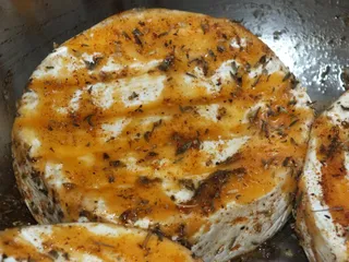 Marynowany camembert z grilla - 9