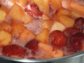 Dżem z truskawek i jabłek - 10