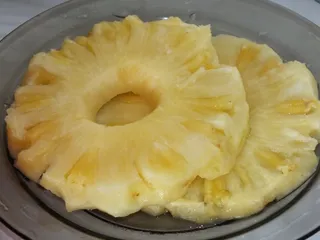 Świeży ananas smażony w kokosowym cieście - 7