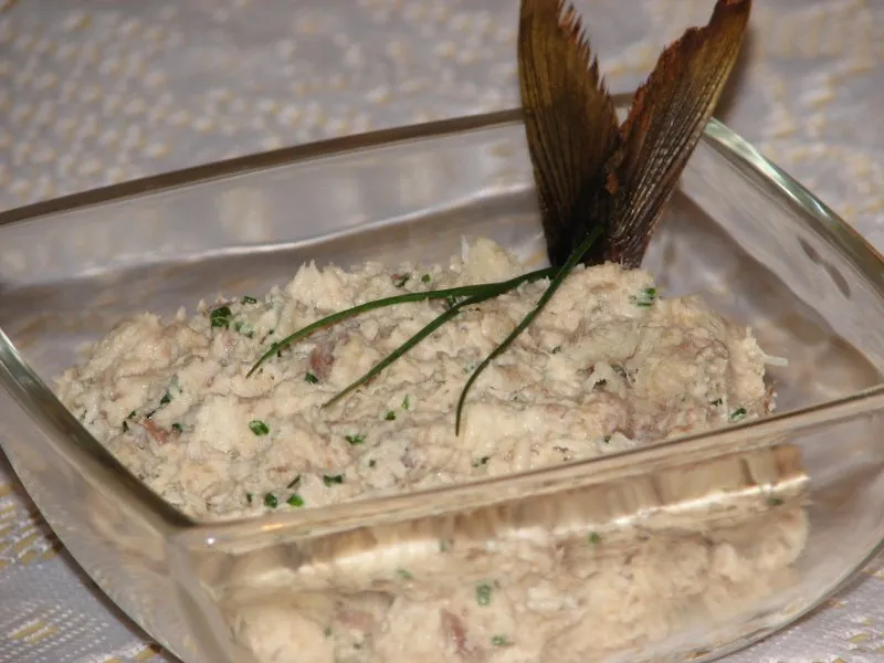Pasta z makreli i selera