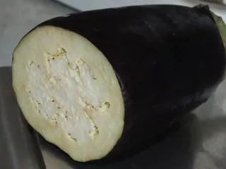 Kuleczki mięsne z bakłażanem w sosie własnym - 8