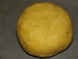 Kruche z budyniem i gruszkami - 7