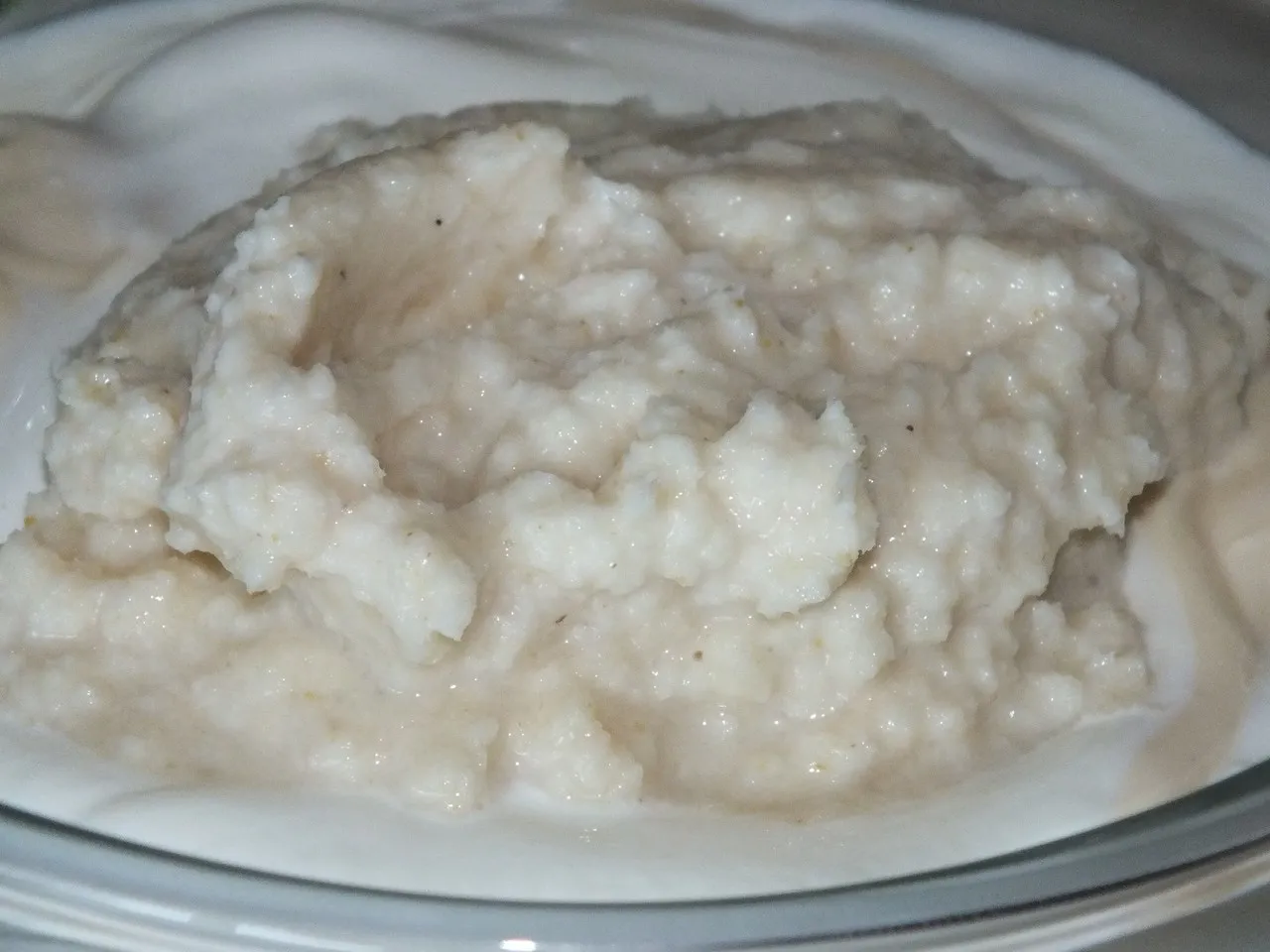 Dip chrzanowy z koperkową nutką