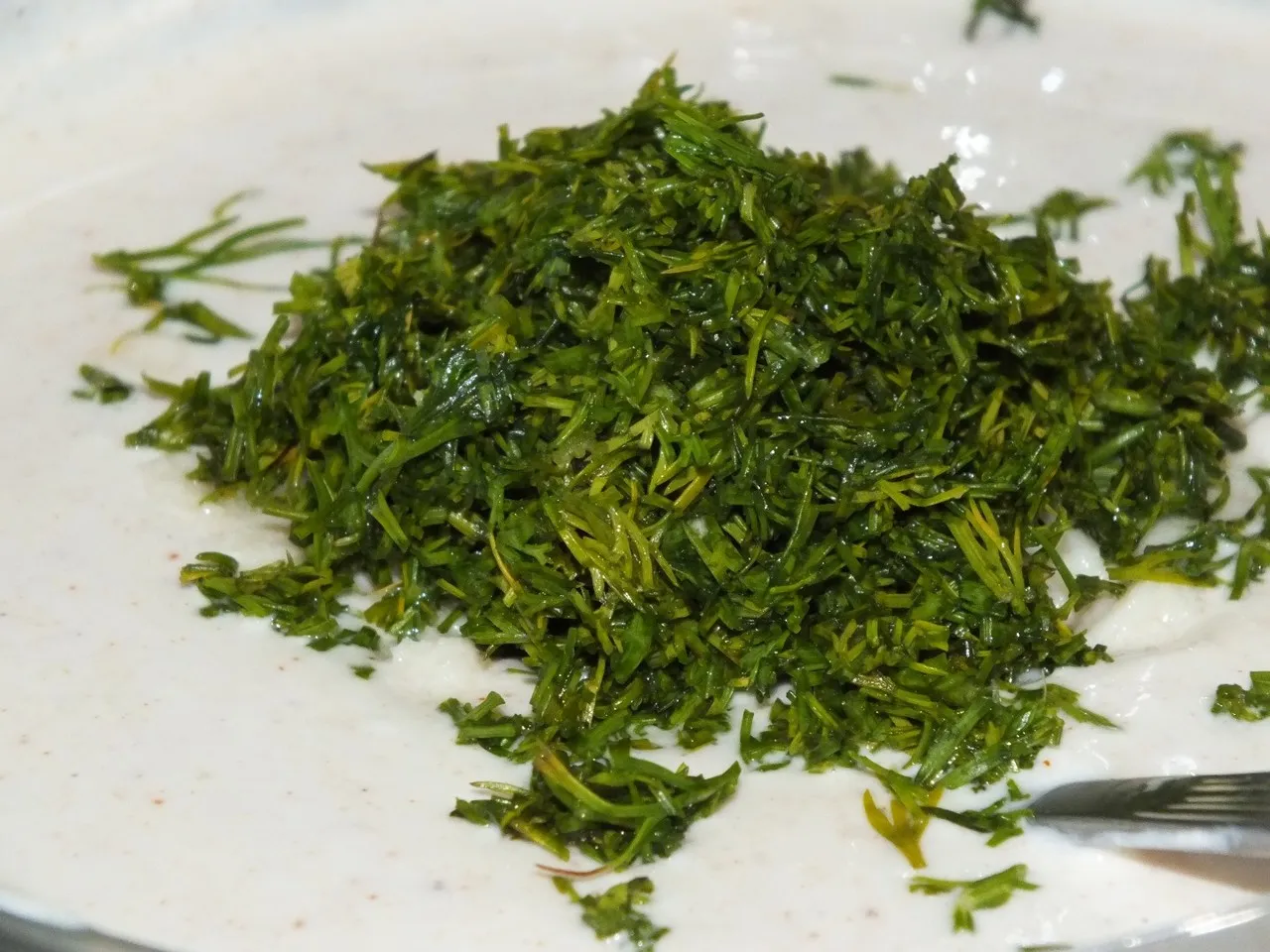 Dip chrzanowy z koperkową nutką
