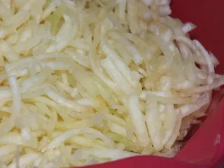 Placki z cukinii i pieczarek - 7