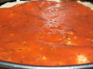 Pizza z pieczarkami i serem - 12