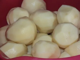 Kopytka z sosem pieczarkowym - 11