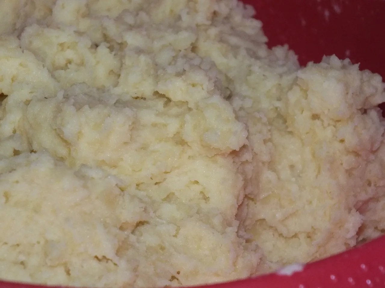 Kopytka z sosem pieczarkowym