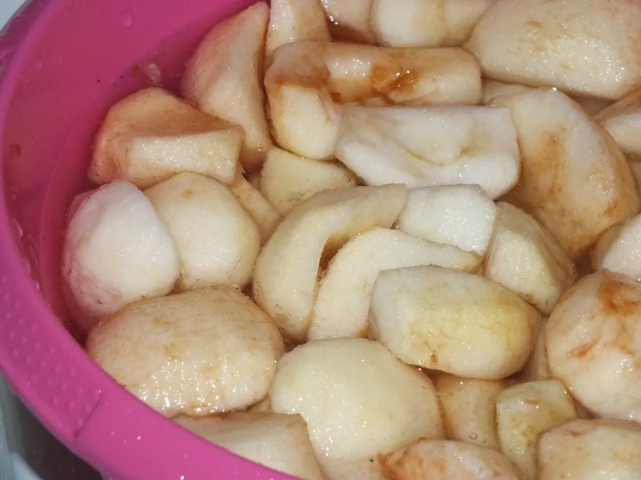Cukiniowo-jabłkowe ciasto z cytrynową nutką