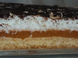 Cukiniowe ciasto pod kokosową bezą - 3