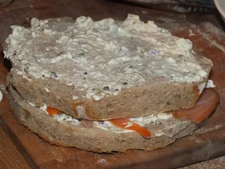 Tort chlebowy z rybą i pysznym majonezowym sosem - 15
