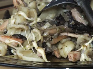 Zapiekanka makaronowa z patisonem, szynką i pieczarkami - 3
