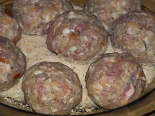 Kotlety mielone z żółtym serem - 11