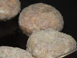 Kotlety mielone z żółtym serem - 15