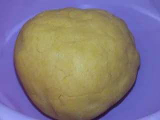 Tradycyjna szarlotka na kruchym cieście z kruszonką - 10