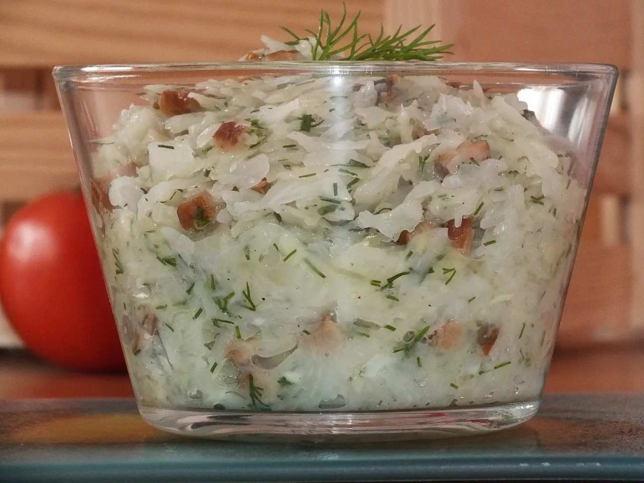 Biała kapusta z koperkiem