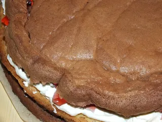Tort śmietankowy z kolorowymi galaretkami - 17
