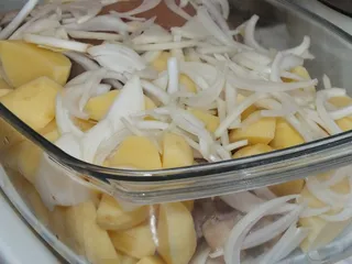 Golonka pieczona z ziemniakami - 11