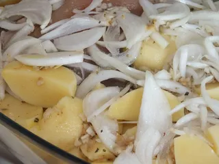 Golonka pieczona z ziemniakami - 14