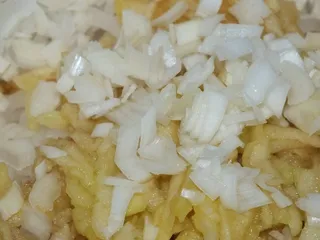 Surówka z białej rzepy i jabłek - 8