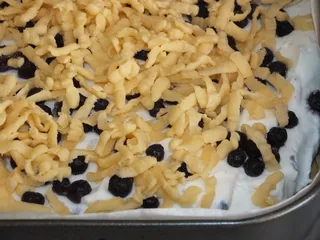 Proste jagodowe ciasto na kruchym spodzie - 9