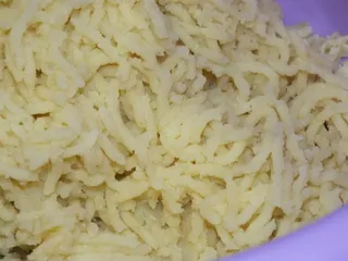Ziemniaczane kotleciki z białym serem - 6