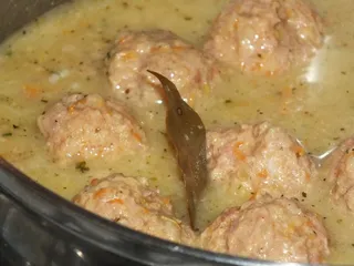 Delikatne mięsne pulpeciki z warzywami - 2