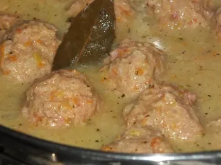 Delikatne mięsne pulpeciki z warzywami - 20