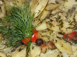 Zapiekanka ziemniaczana z papryką i koperkiem - 2