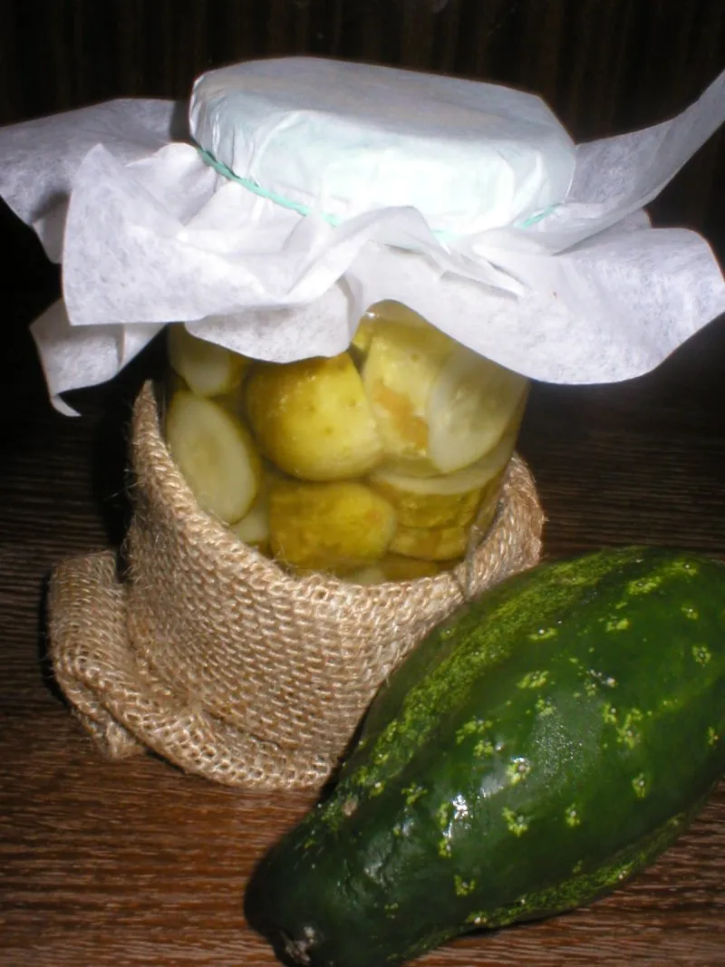 Ogórki w miodzie