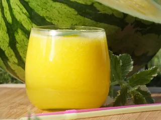 Smoothie z żółtego arbuza - 11
