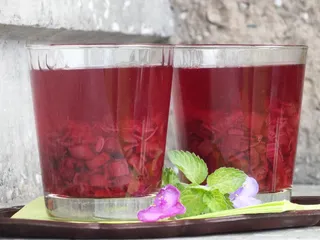 Kompot rabarbarowy z dodatkiem jagód - 11