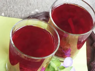 Kompot rabarbarowy z dodatkiem jagód - 12