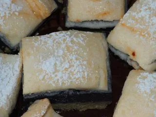 Ciasto z budyniowo-jagodową masą i delikatną pianką - 14