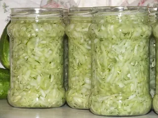 Mizeria z ogórków na zimę - 1