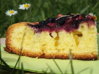 Ciasto na oleju z jabłkami i jagodami - 3