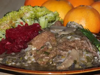 Wołowina z pieczarkami i porem w sosie - 18