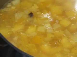 Rozgrzewający dyniowo-imbirowy krem - 10