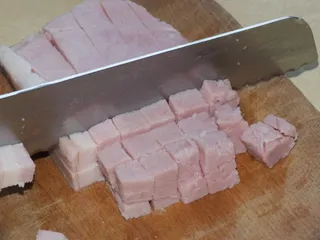 Zapiekanka makaronowa z szynką pod beszamelem - 7