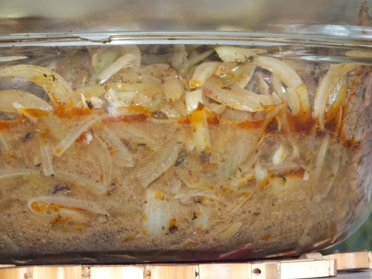 Aromatyczny karczek szpikowany czosnkiem