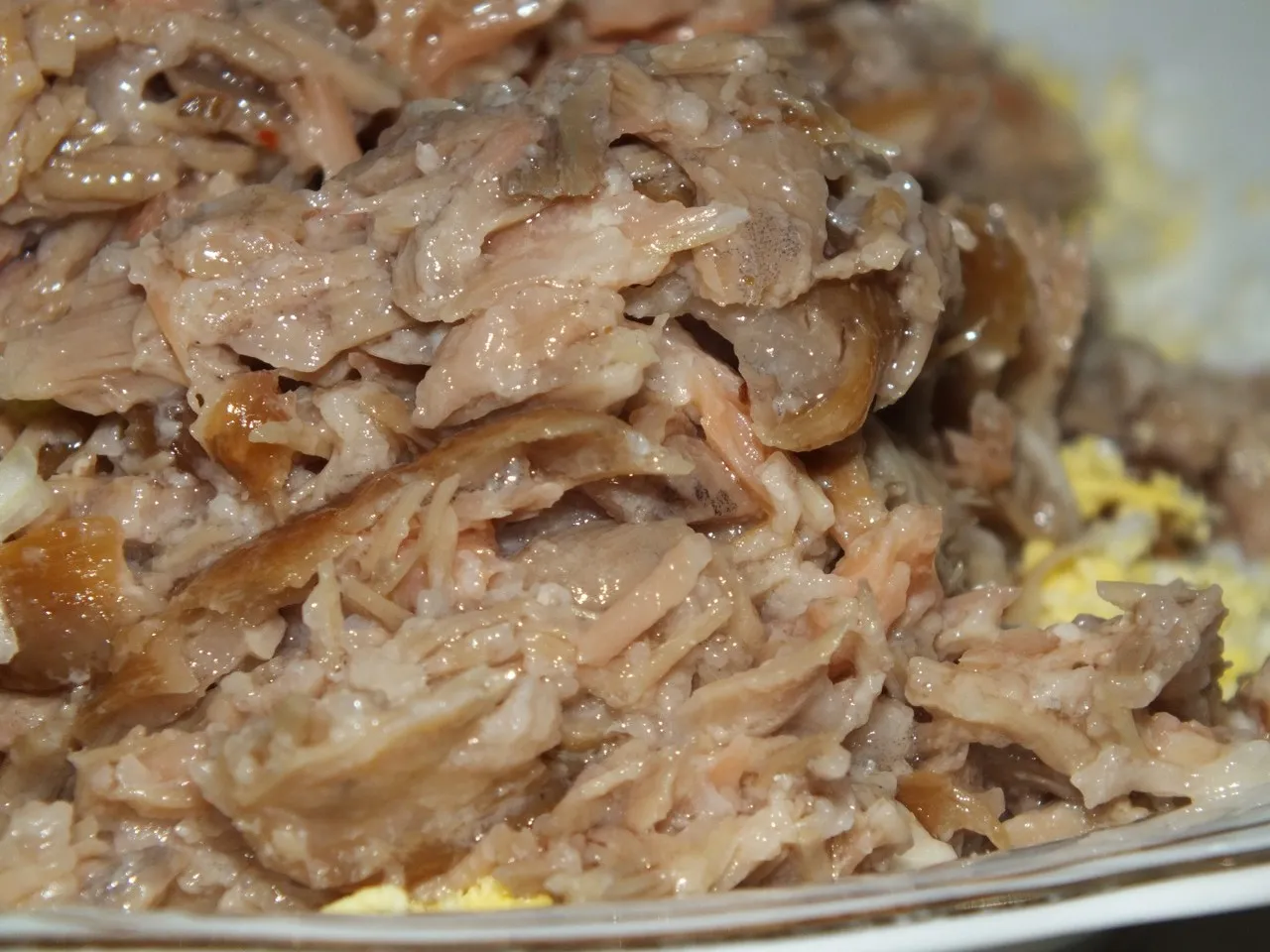 Dietetyczna pasta z łososiem i jajkiem