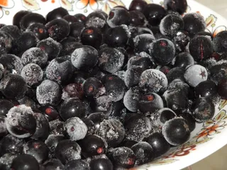 Ciasto drożdżowe z aronią i kruszonką - 10