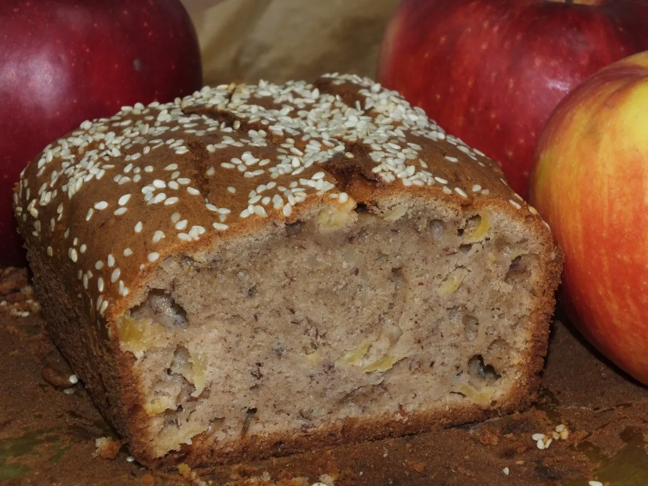Babka żytnia z jabłkami