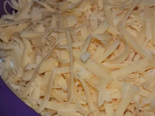 Sałatka z jajeczka z kurczakiem i pieczarkami - 8