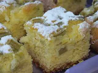 Ciasto kukurydziane z rabarbarem - 3