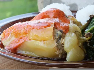 Papryka stożkowa faszerowana mielonym mięsem i cukinią - 1