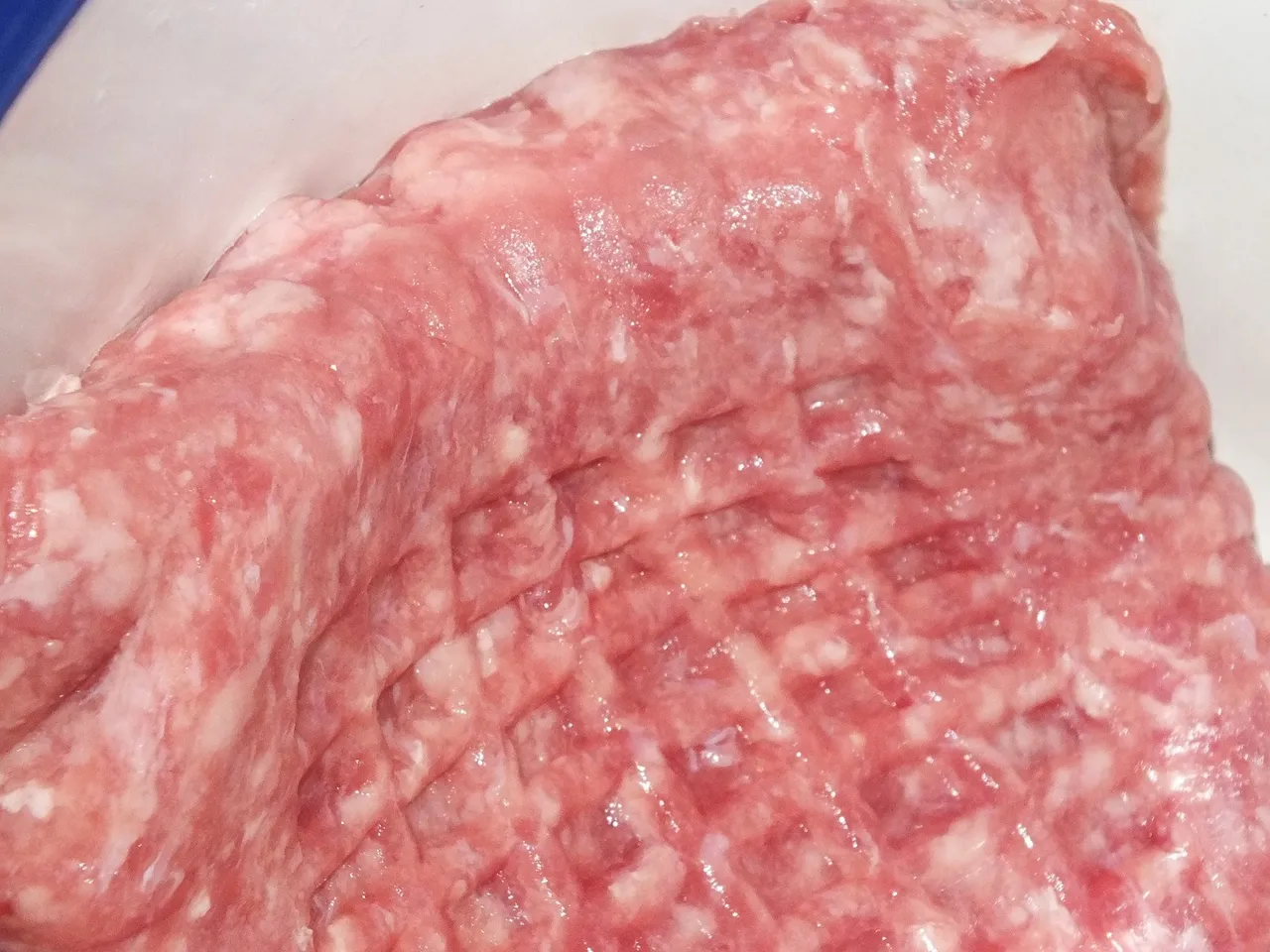 Papryka stożkowa faszerowana mielonym mięsem i cukinią
