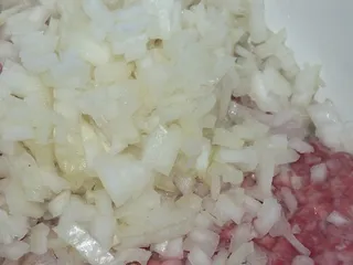 Papryka stożkowa faszerowana mielonym mięsem i cukinią - 12